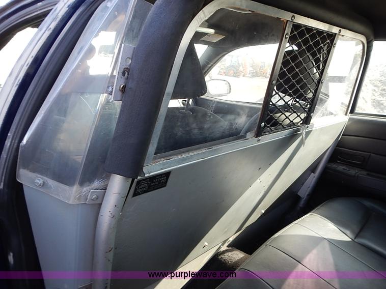 image for item I9404 2008 Ford Crown Victoria Police Interceptor