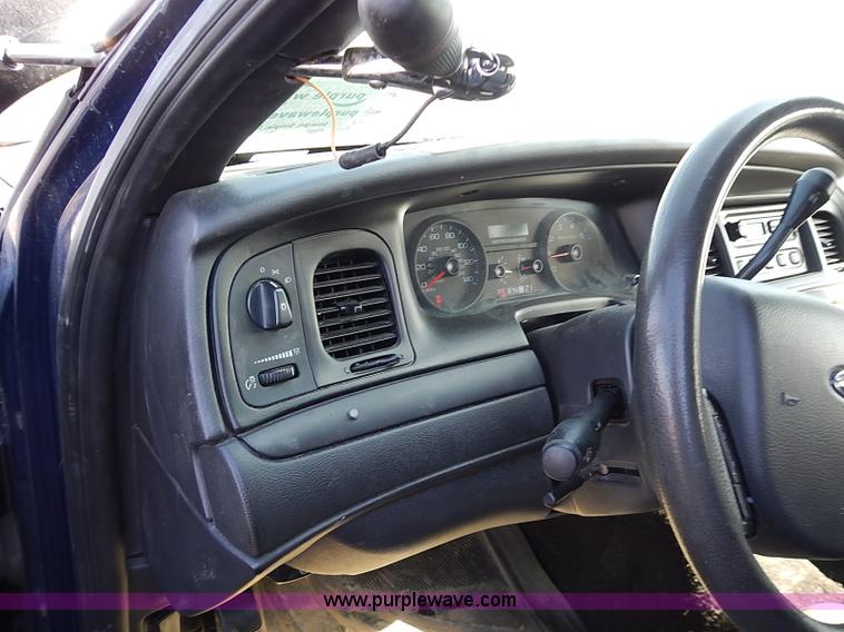 image for item I9404 2008 Ford Crown Victoria Police Interceptor