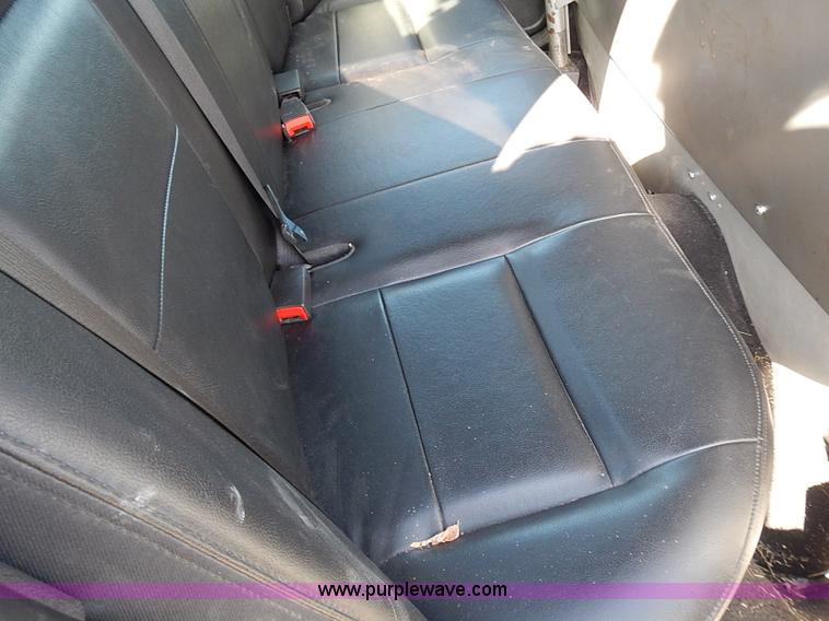 image for item I9404 2008 Ford Crown Victoria Police Interceptor