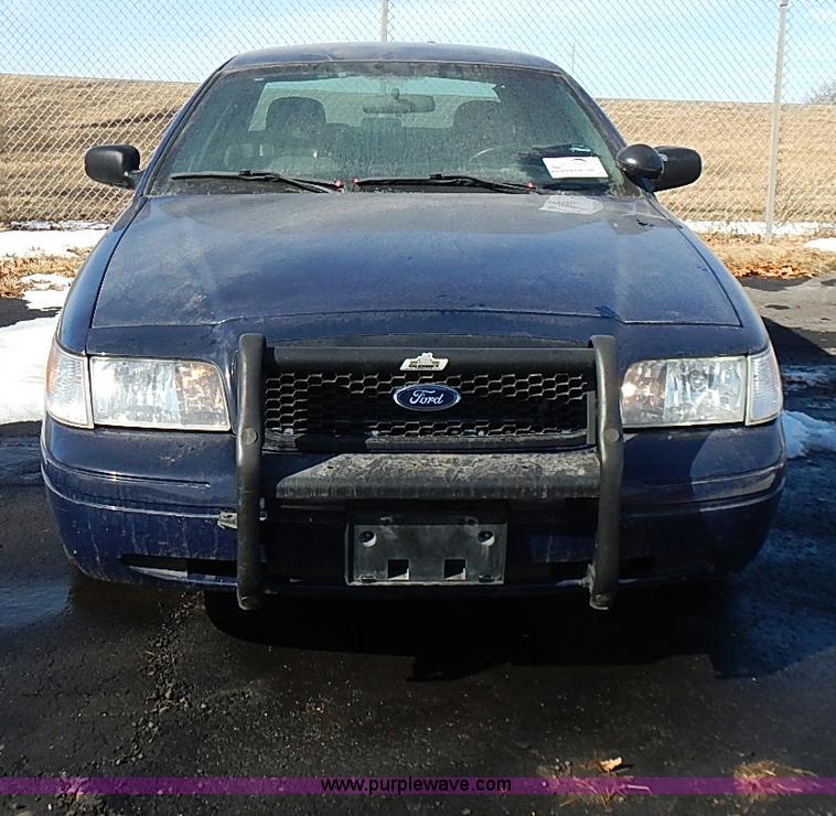 image for item I9405 2008 Ford Crown Victoria Police Interceptor