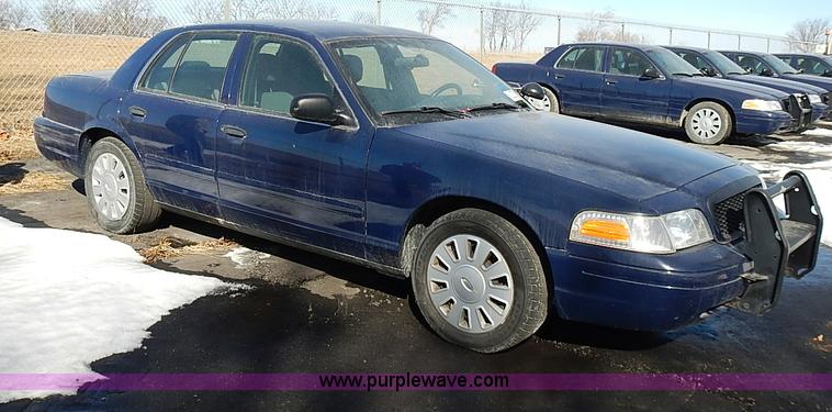 image for item I9405 2008 Ford Crown Victoria Police Interceptor