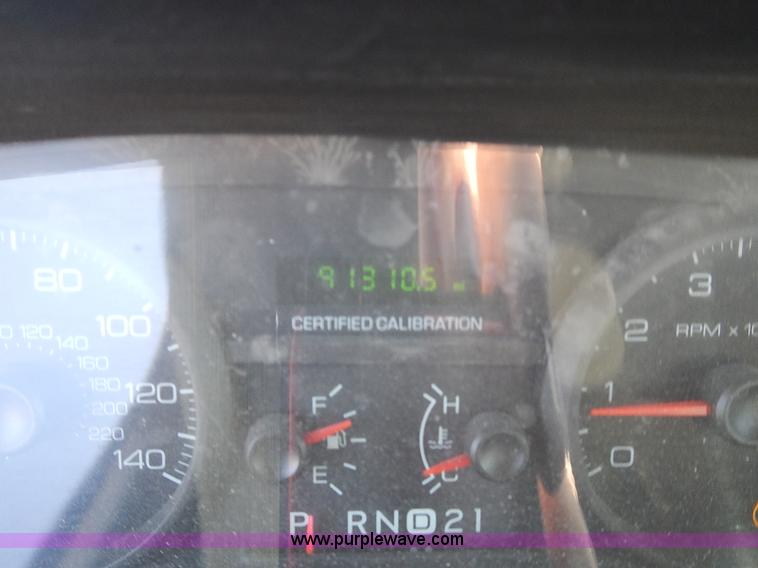 image for item I9405 2008 Ford Crown Victoria Police Interceptor