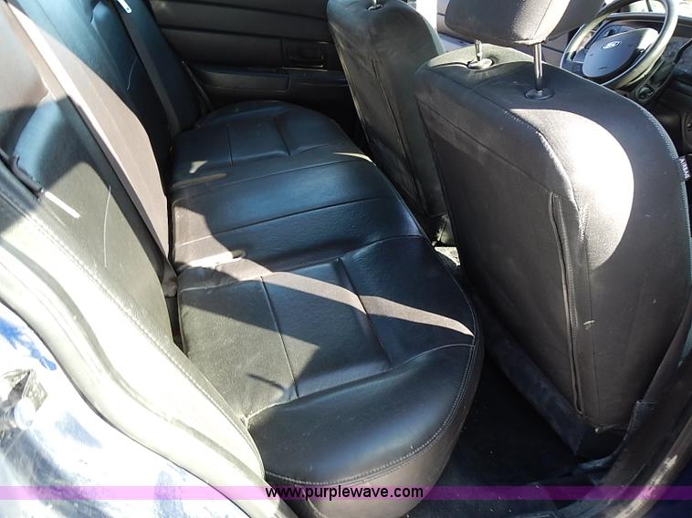 image for item I9405 2008 Ford Crown Victoria Police Interceptor