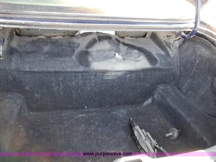 image for item I9405 2008 Ford Crown Victoria Police Interceptor