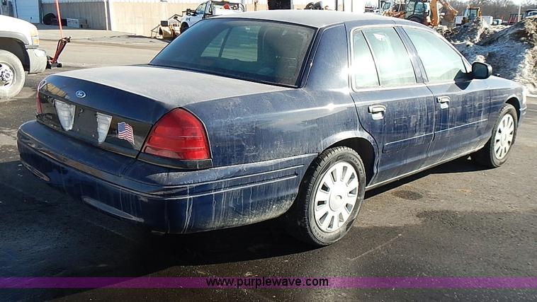 image for item I9406 2008 Ford Crown Victoria Police Interceptor