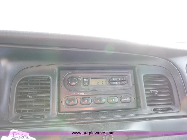 image for item I9406 2008 Ford Crown Victoria Police Interceptor