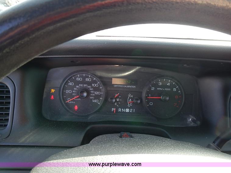 image for item I9406 2008 Ford Crown Victoria Police Interceptor