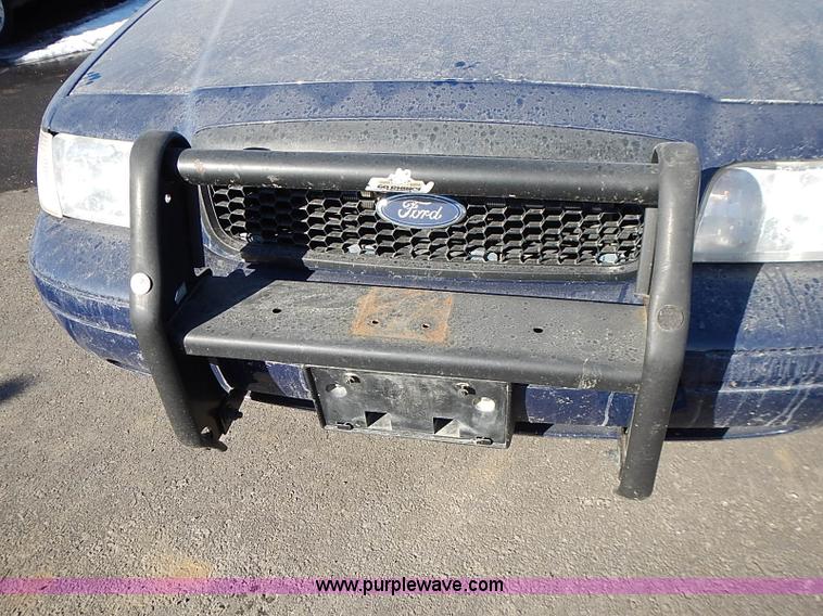image for item I9406 2008 Ford Crown Victoria Police Interceptor