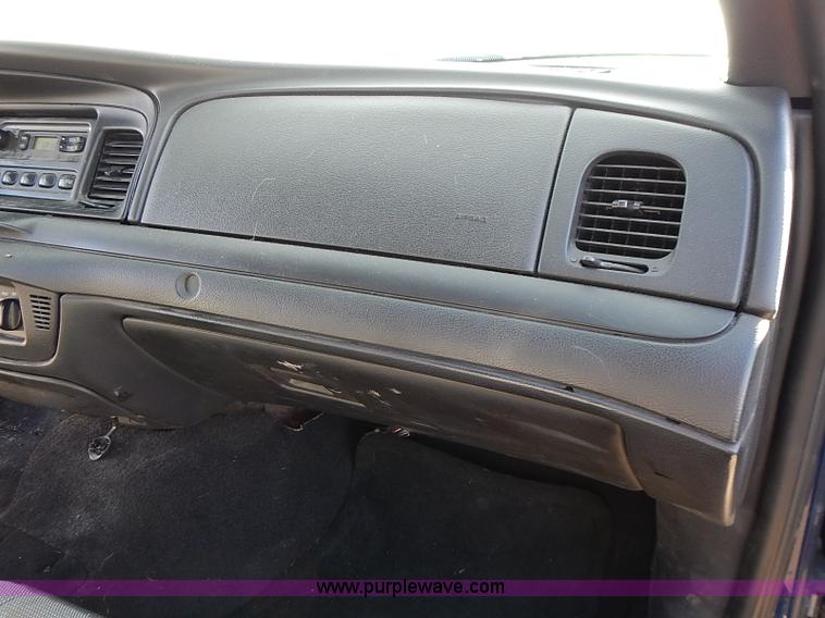 image for item I9406 2008 Ford Crown Victoria Police Interceptor