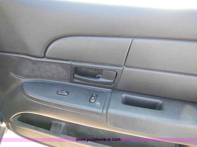 image for item I9406 2008 Ford Crown Victoria Police Interceptor