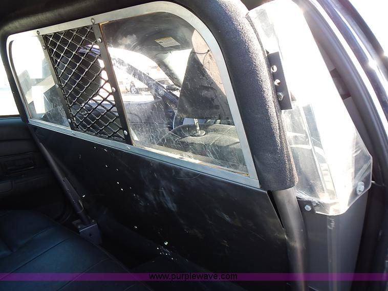 image for item I9406 2008 Ford Crown Victoria Police Interceptor