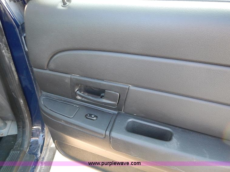 image for item I9406 2008 Ford Crown Victoria Police Interceptor