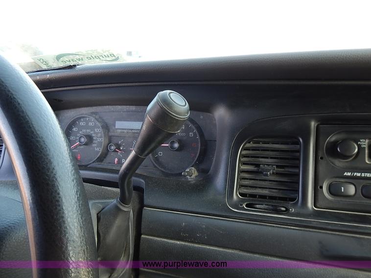 image for item I9422 2008 Ford Crown Victoria Police Interceptor