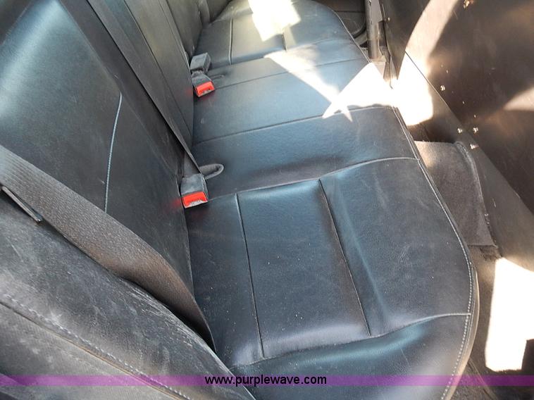 image for item I9422 2008 Ford Crown Victoria Police Interceptor