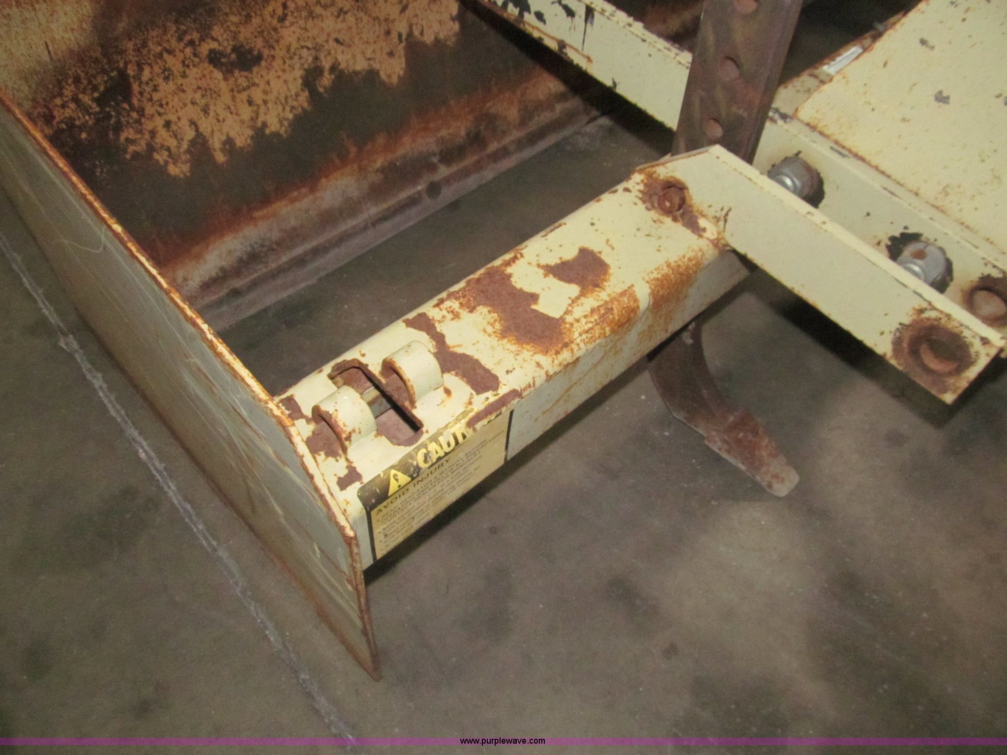 Land Pride 5' box blade in Park City, KS Item AR9008 sold Purple Wave