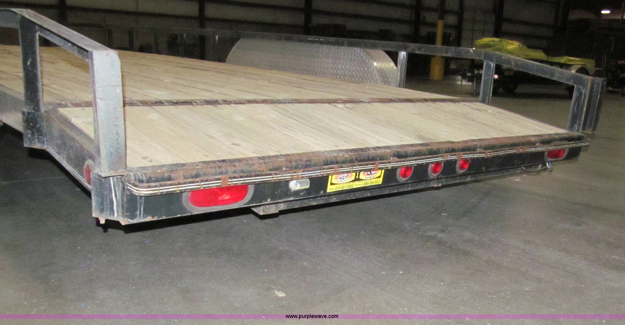2003 PJ tandem axle flatbed trailer in Park City, KS Item G9516 sold