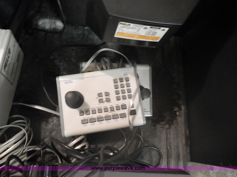 image for item AM9461 Assorted electronics