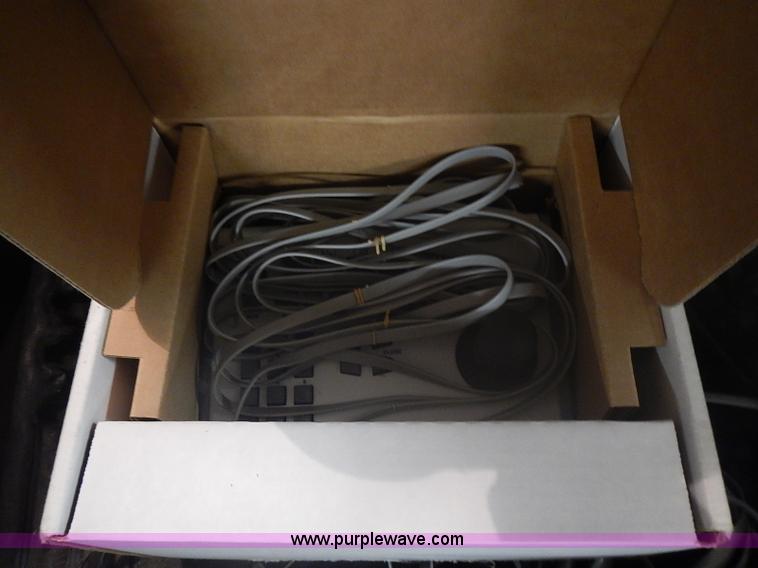 image for item AM9461 Assorted electronics