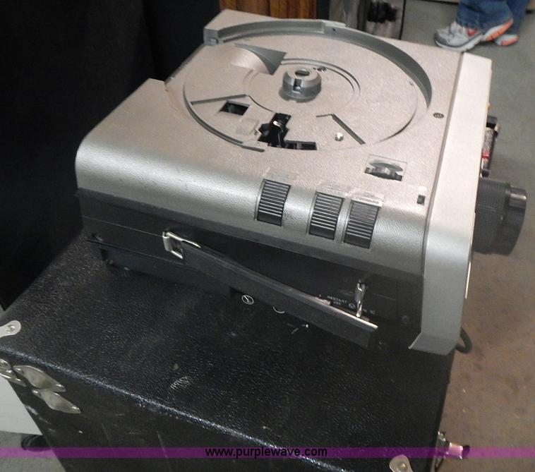 image for item AM9461 Assorted electronics