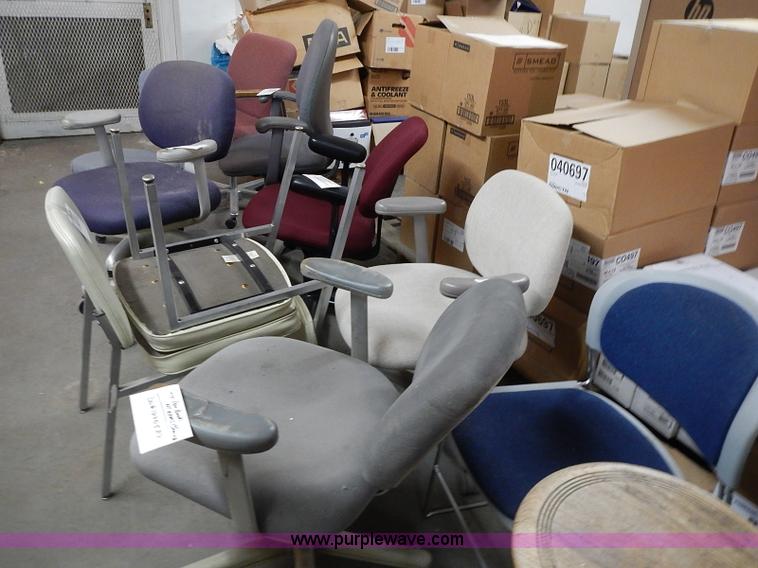 image for item AM9465 Assorted office chairs