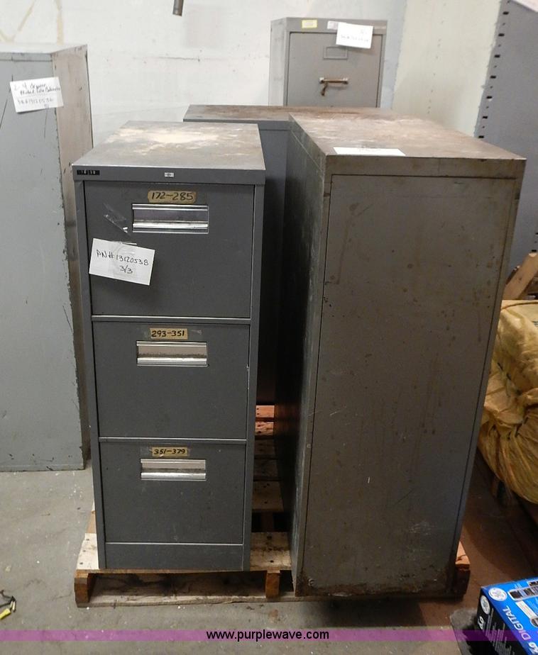 image for item AM9466 Assorted office furniture