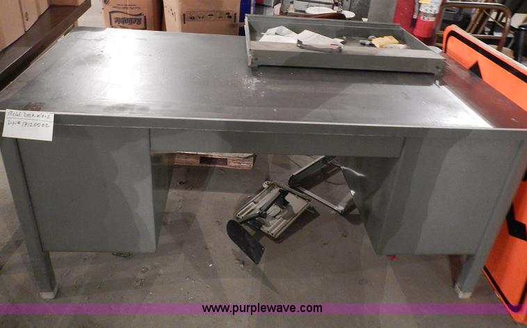 image for item AM9467 Assorted furniture