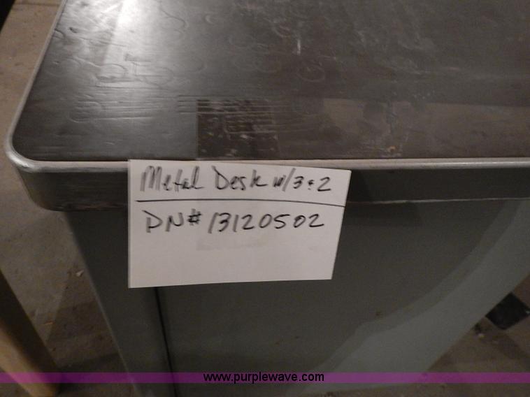 image for item AM9467 Assorted furniture