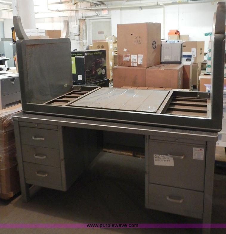 image for item AM9467 Assorted furniture