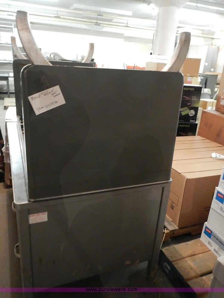 image for item AM9467 Assorted furniture