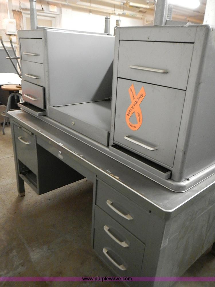 image for item AM9467 Assorted furniture