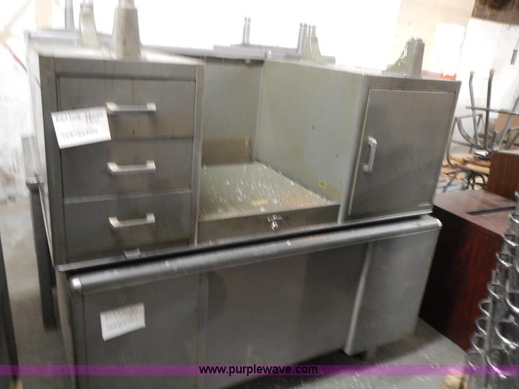 image for item AM9467 Assorted furniture