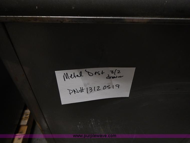 image for item AM9467 Assorted furniture