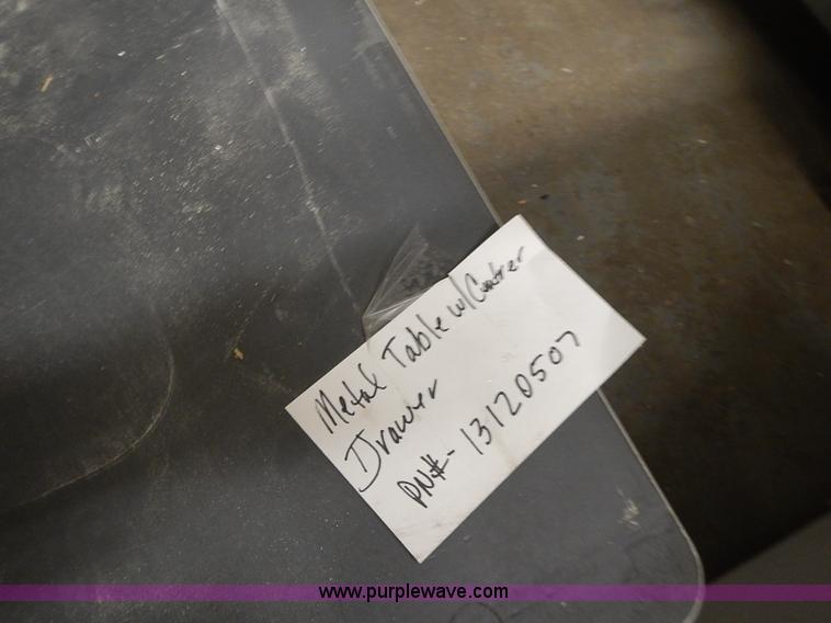 image for item AM9467 Assorted furniture