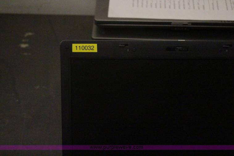 image for item AM9469 (23) HP 6530B laptop computers