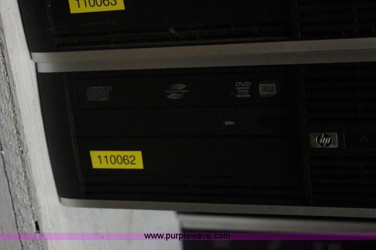 image for item AM9470 (33) assorted computers