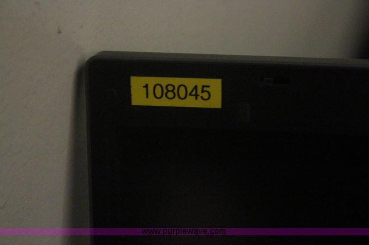 image for item AM9472 (32) assorted laptop computers