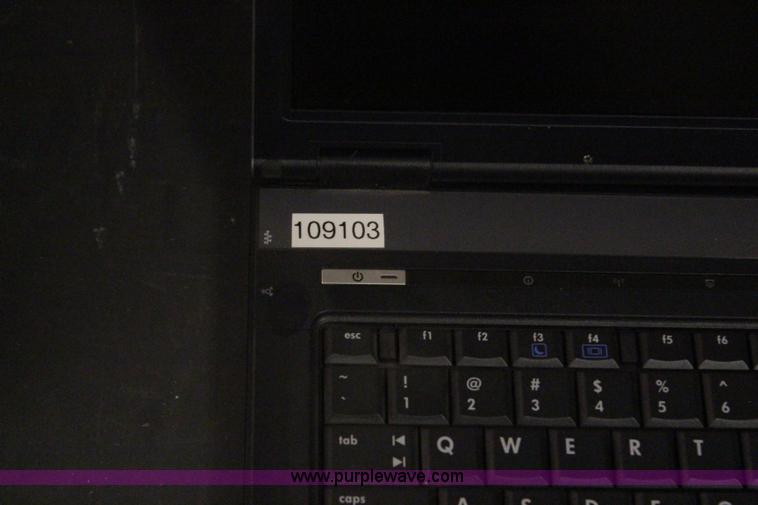 image for item AM9472 (32) assorted laptop computers