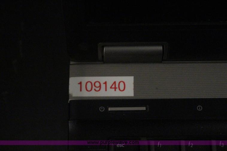 image for item AM9472 (32) assorted laptop computers