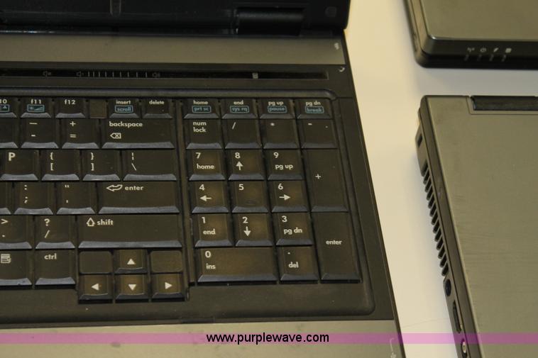 image for item AM9913 (4) HP 8710P laptop computers