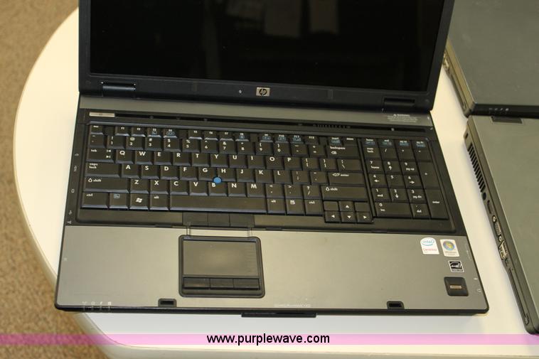 image for item AM9914 (4) HP 8710P laptop computers