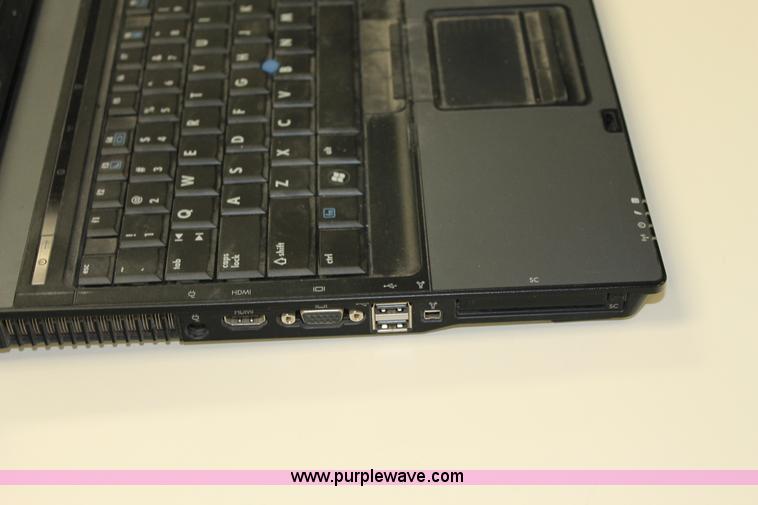 image for item AM9916 (2) HP 8710P laptop computers