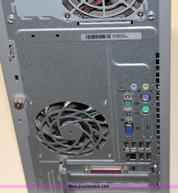 image for item AM9918 (3) 2009 HP DC5800 computers