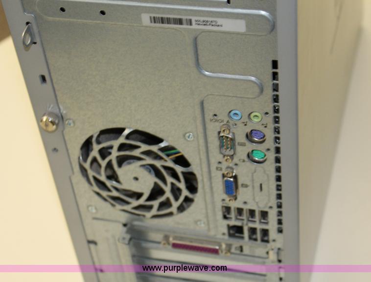 image for item AM9922 (6) 2009 HP DC5800 computers
