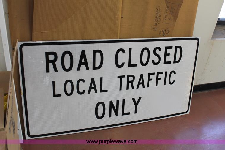 image for item AM9938 Assorted office and shop supplies