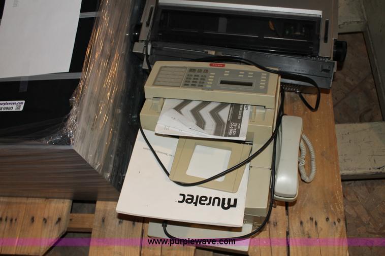 image for item AM9990 Assorted electronics