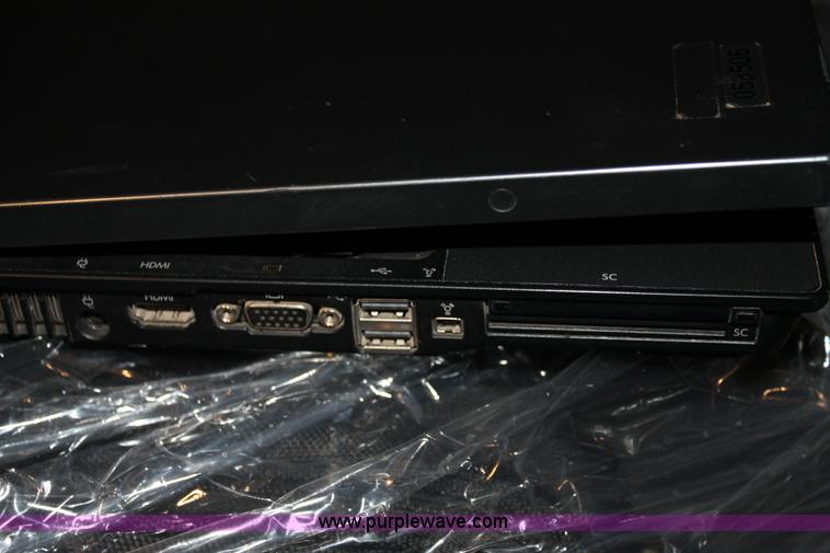 image for item AM9994 (16) HP 8710P laptop computers