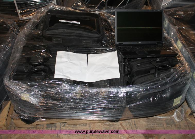 image for item AM9995 Assorted laptop computers