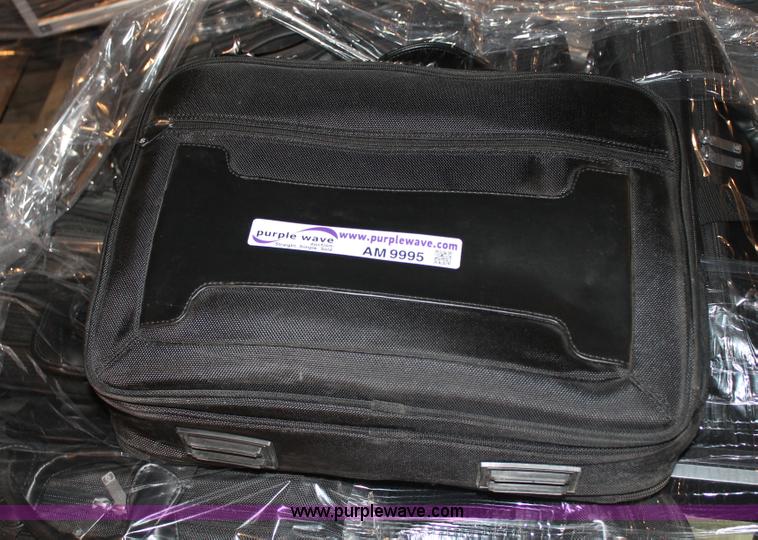 image for item AM9995 Assorted laptop computers