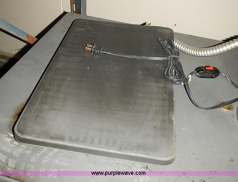 image for item AP9100 Assorted restaurant equipment