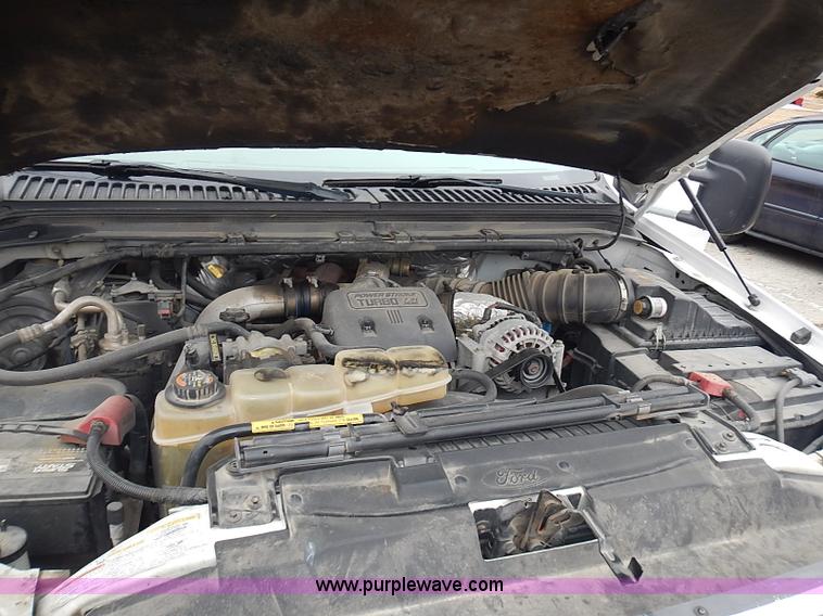 image for item AP9152 1999 Ford F350 cargo box truck